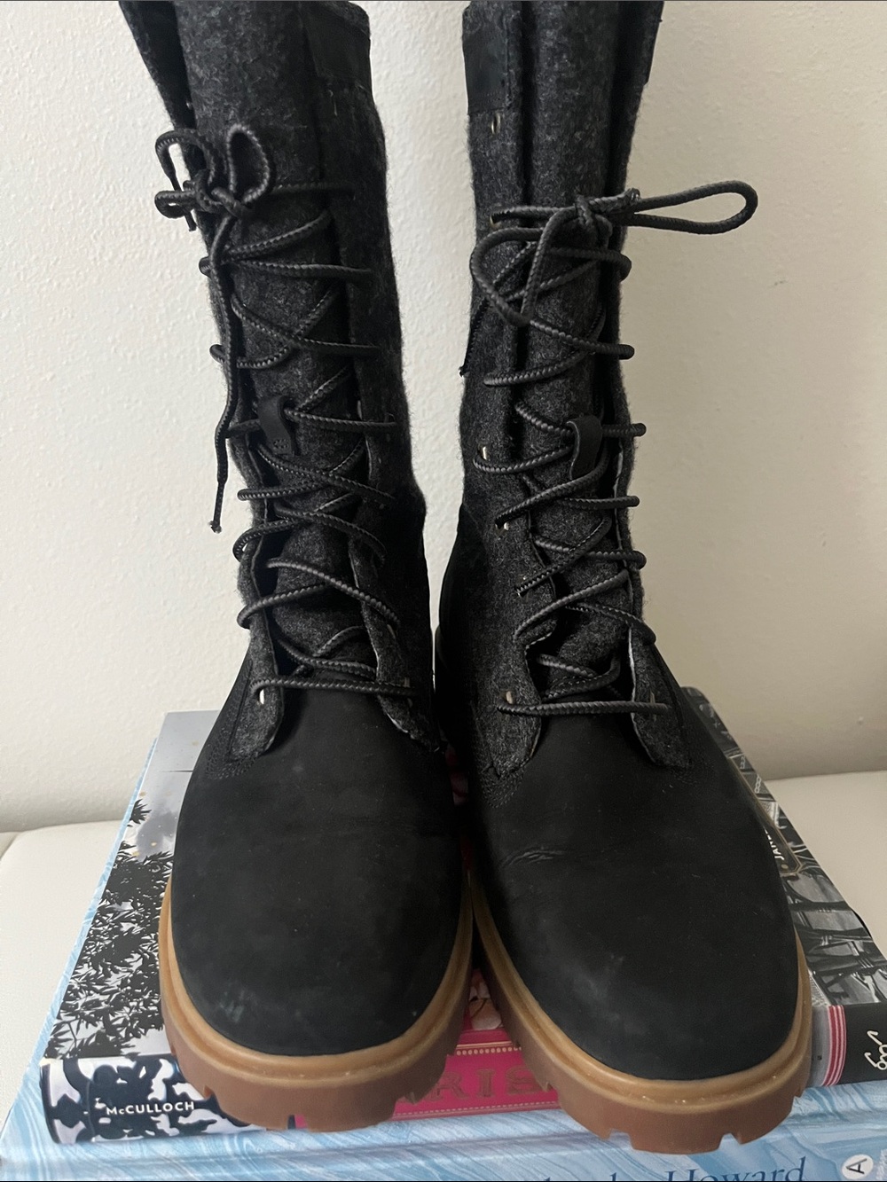 Timberland Black Lace-Up Boots with Gum Sole